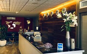 Illia 121 Apart Hotel